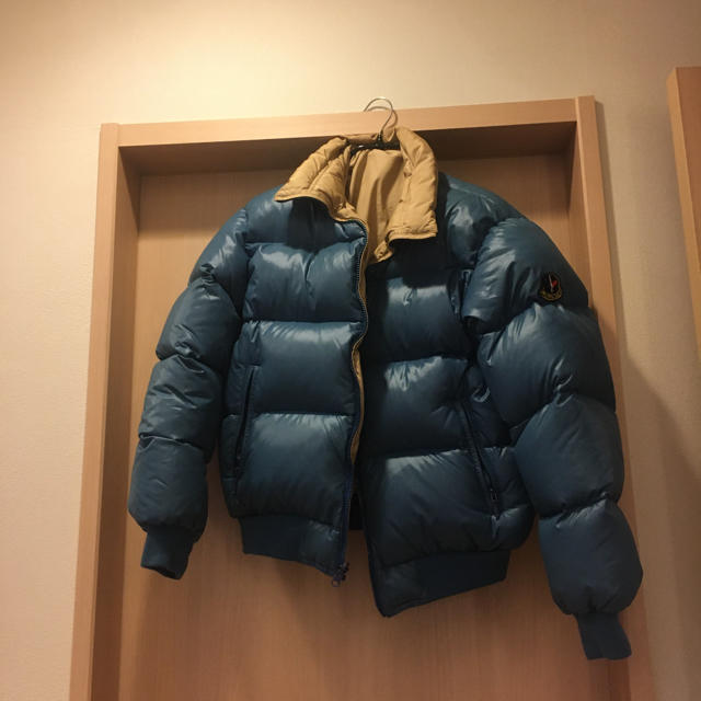 MONCLER(モンクレール)のモンクレール　リバーシブルダウン　レア メンズのジャケット/アウター(ダウンジャケット)の商品写真