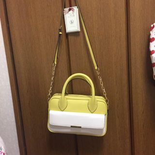 チャールズアンドキース(Charles and Keith)のバイカラーバッグ❤️(トートバッグ)