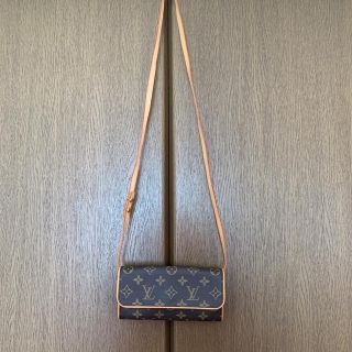 ルイヴィトン(LOUIS VUITTON)のルイ・ヴィトン モノグラム ポシェットツインPM(ショルダーバッグ)