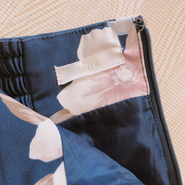 MIIA(ミーア)のMIIA スカート レディースのスカート(ひざ丈スカート)の商品写真