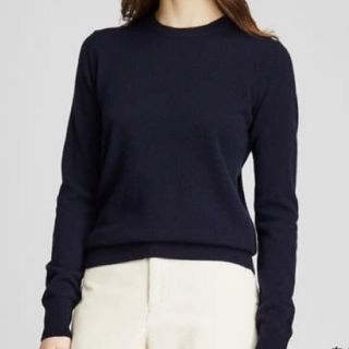 ユニクロ(UNIQLO)のユニクロ　新品　カシミヤニット　S(ニット/セーター)