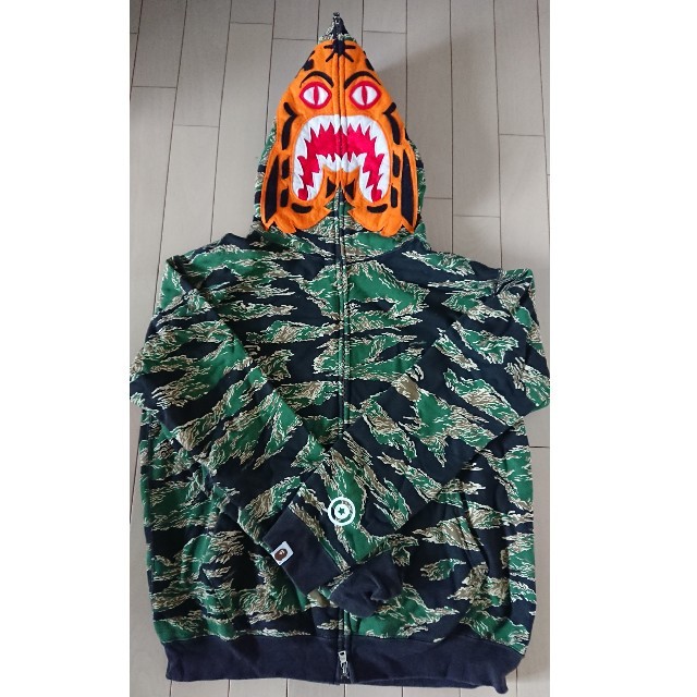 交渉済み 限定BAPE タイガーカモパーカー アウター価格下げました