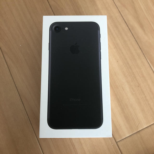 【正規取扱店】 iPhone ブラック　au 32G iPhone7 - スマートフォン本体