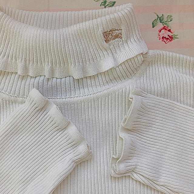 BURBERRY(バーバリー)のバーバリー カットソー 120A キッズ/ベビー/マタニティのキッズ服女の子用(90cm~)(Tシャツ/カットソー)の商品写真