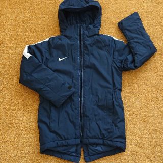 ナイキ(NIKE)のナイキ キッズ ダウン調ベンチコート140-150センチ(コート)