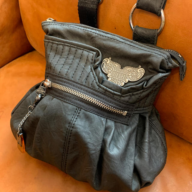 DIESEL(ディーゼル)のD IＥSＥLショルダーバッグ レディースのバッグ(ショルダーバッグ)の商品写真