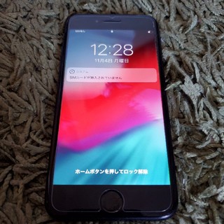 アイフォーン(iPhone)のSimロック解除済 iphone7 マットブラック 128gb(スマートフォン本体)