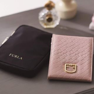 フルラ(Furla)のFURLA ラグジュアリーなミラー(モノグラム柄)&ミラーケース《未開封》(ミラー)