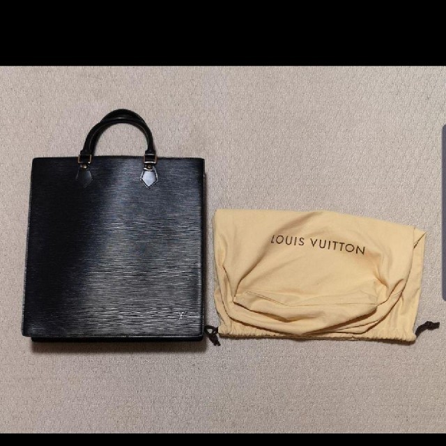 LOUIS VUITTON - エピ トートバッグの通販 by HIRO's shop|ルイ