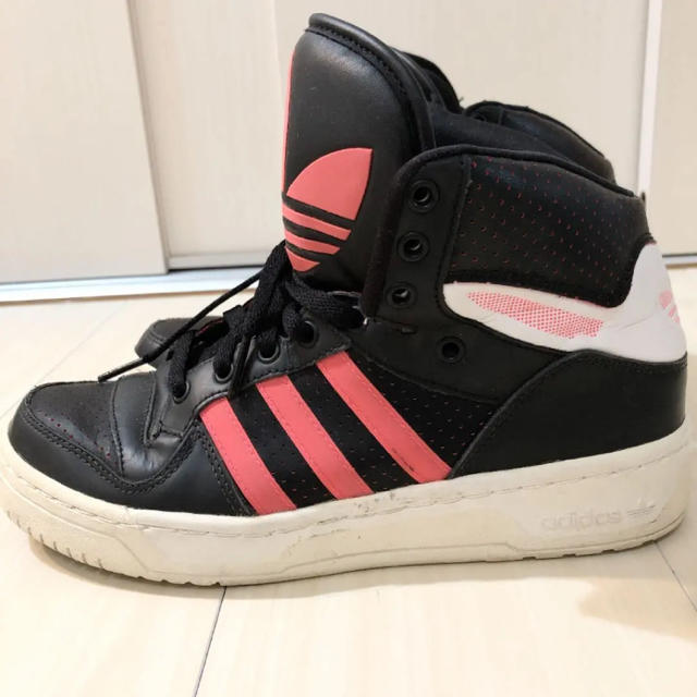 adidas(アディダス)のadedas スニーカー☆美品 メンズの靴/シューズ(スニーカー)の商品写真