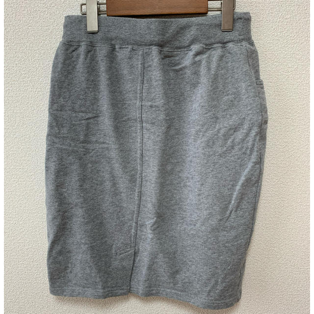 CONVERSE(コンバース)のスカート レディースのスカート(ひざ丈スカート)の商品写真