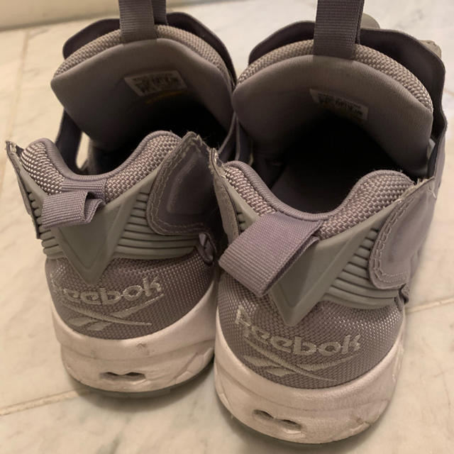 Reebok(リーボック)のリーボック ポンプフューリー レディースの靴/シューズ(スニーカー)の商品写真