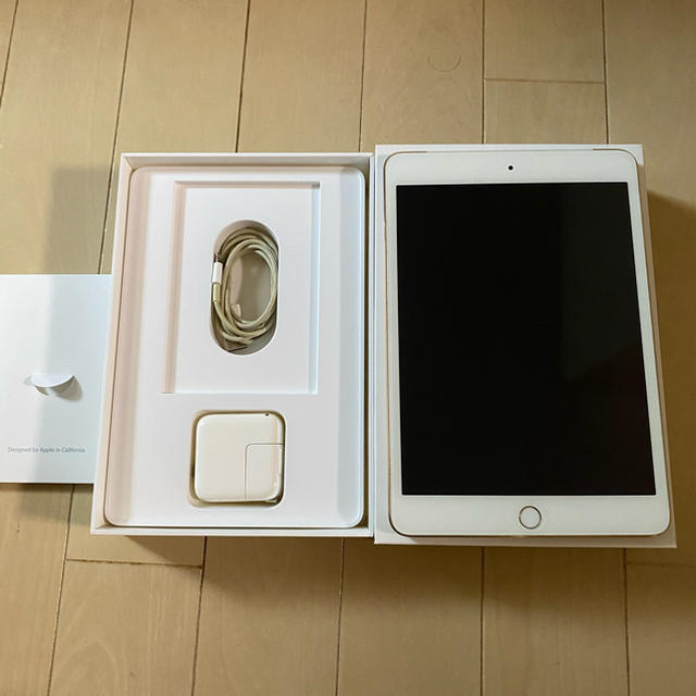 PC/タブレットiPad mini3 16GB セルラーモデル　美品