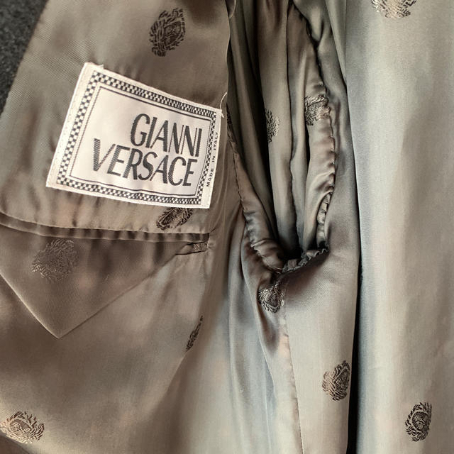 VERSACE(ヴェルサーチ)のヴェルサーチ　コート メンズのジャケット/アウター(その他)の商品写真