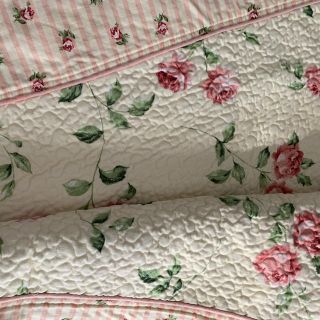 LAURA ASHLEY(ラグ)のフリマアイテム一覧 LAURA ASHLEY(ラグ)のフリマアイテム一覧
