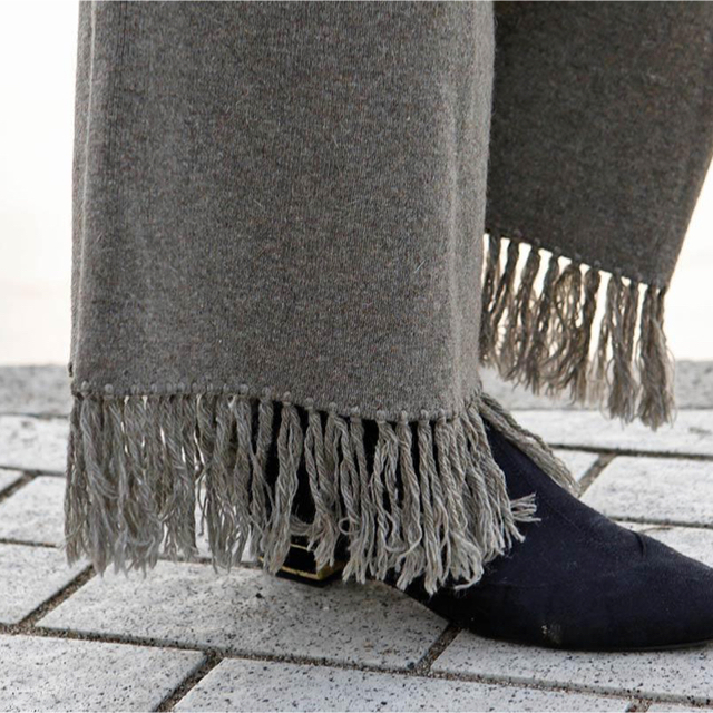 room306 CONTEMPORARY(ルームサンマルロクコンテンポラリー)のFringe Knit Bottom レディースのパンツ(カジュアルパンツ)の商品写真