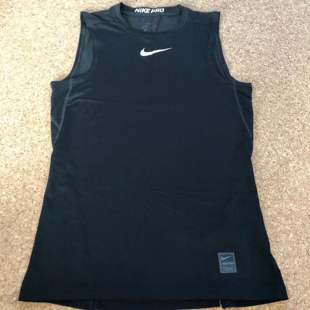 NIKE(ナイキ)のナイキランニングシャツ スポーツ/アウトドアのランニング(ウェア)の商品写真