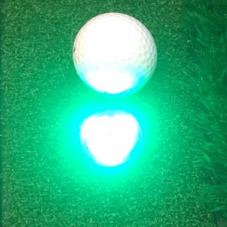 キャロウェイ(Callaway)のボールマーカーはLED(緑)とボールケース(その他)