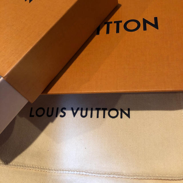 LOUIS VUITTON(ルイヴィトン)のVUITTON箱 2つ レディースのバッグ(ショップ袋)の商品写真