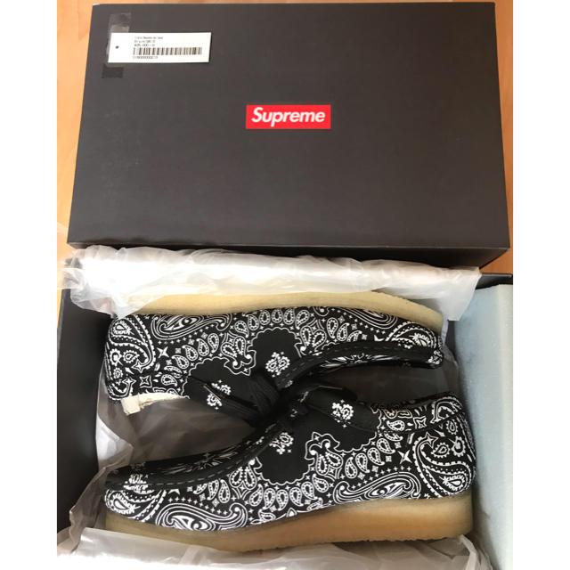 supreme Clarks  Bandana Wallabee  黒