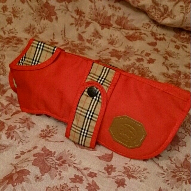 Burberry 新品 バーバリー犬用コートの通販 By ちこ S Shop バーバリーならラクマ Burberry 新品 バーバリー犬用コートの通販 By ちこ S Shop バーバリーならラクマ