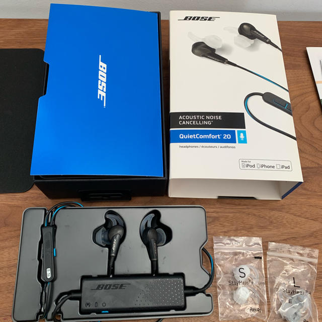 ボーズ　ノイズキャンセリング　Bose Quiet Comfort 20