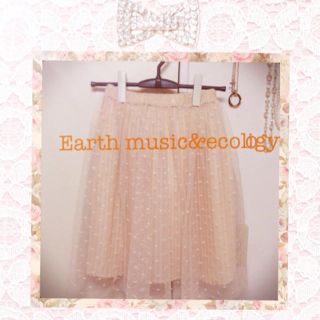 アースミュージックアンドエコロジー(earth music & ecology)のearth リバーシブルチュールスカート(ひざ丈スカート)