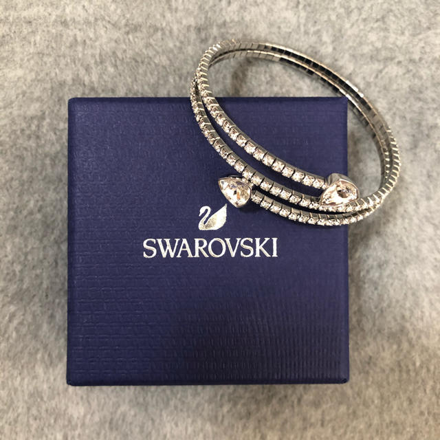 SWAROVSKI(スワロフスキー)のSWAROVSKI ブレスレット レディースのアクセサリー(ブレスレット/バングル)の商品写真