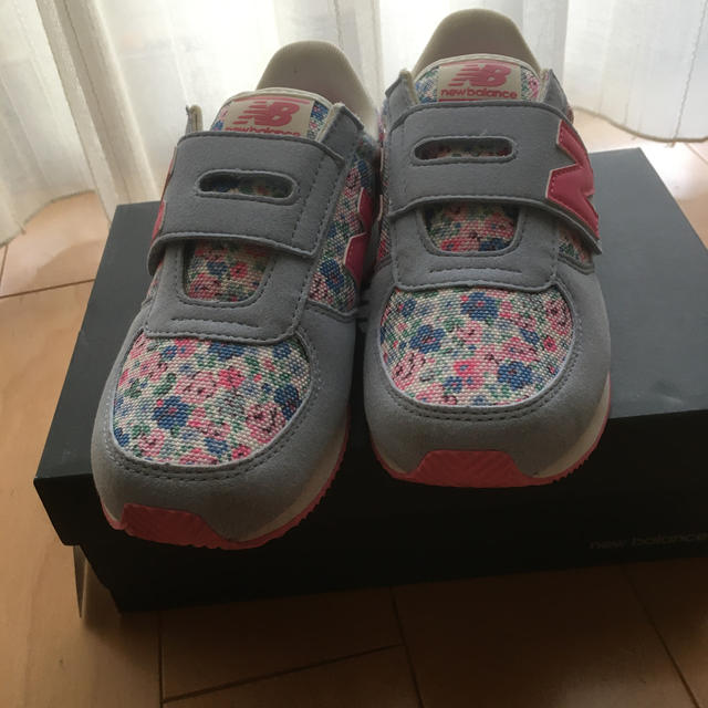 New Balance - 専用 CathKidston×NewBalance コラボスニーカーの通販