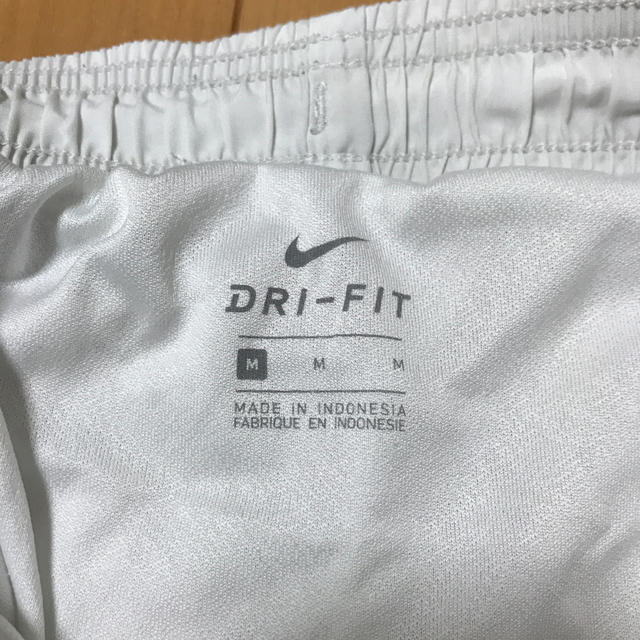 NIKE(ナイキ)のナイキ　サッカー　パンツ キッズ/ベビー/マタニティのキッズ服男の子用(90cm~)(パンツ/スパッツ)の商品写真