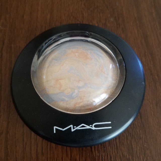 MAC(マック)のMAC ハイライト コスメ/美容のベースメイク/化粧品(フェイスパウダー)の商品写真