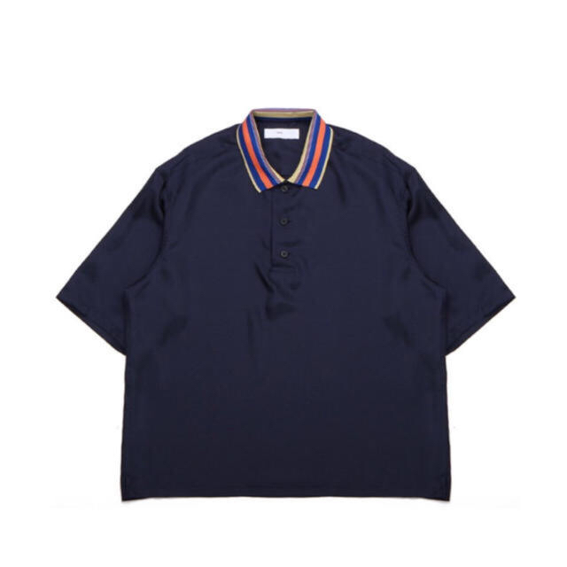 TOGA(トーガ)のTOGA VIRILIS High Twist Twill Shirtサテンポロ メンズのトップス(Tシャツ/カットソー(半袖/袖なし))の商品写真