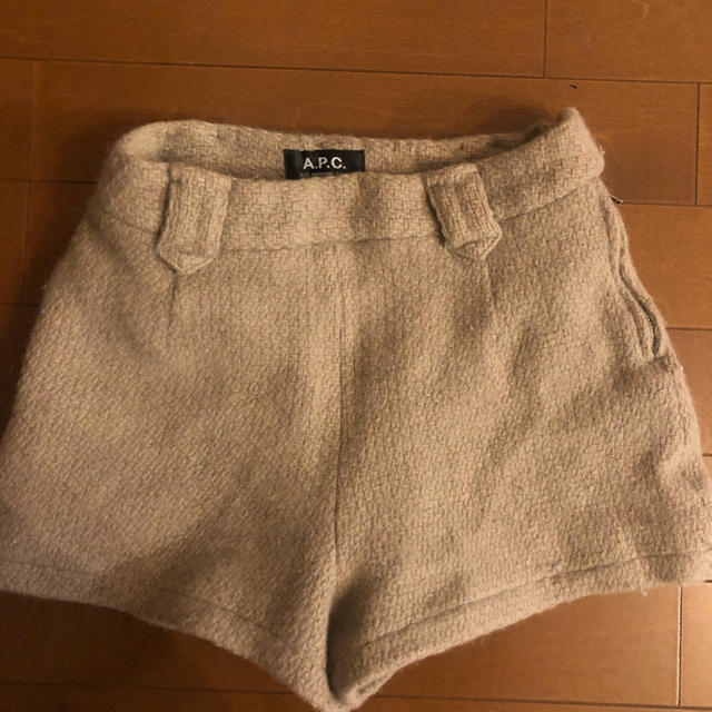 A.P.C(アーペーセー)のapc ニットパンツ レディースのパンツ(ショートパンツ)の商品写真