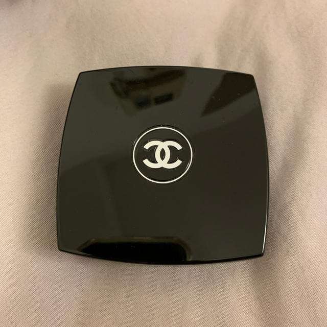 CHANEL(シャネル)のCHANEL アイシャドウ コスメ/美容のベースメイク/化粧品(アイシャドウ)の商品写真