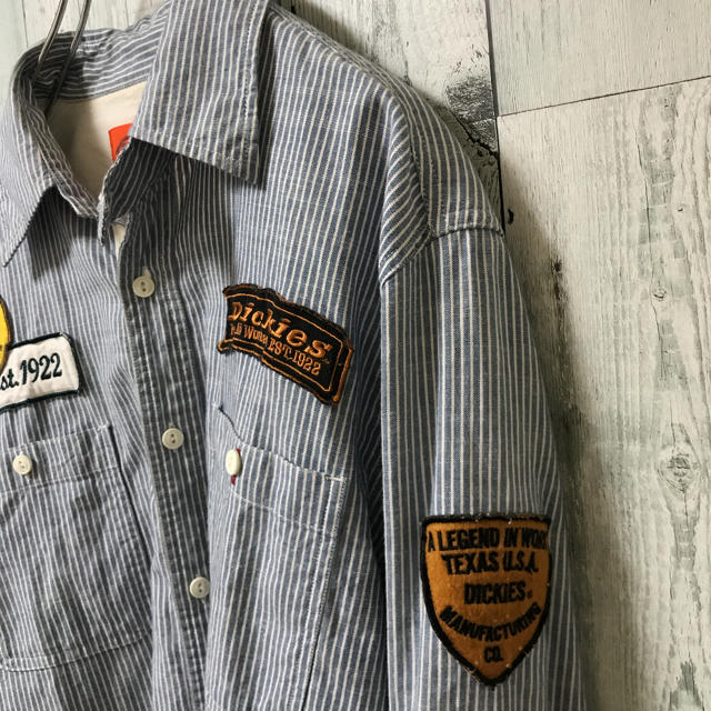 Dickies(ディッキーズ)の美品！ ディッキーズ 長袖 ストライプシャツ ワッペン付 メンズのトップス(シャツ)の商品写真