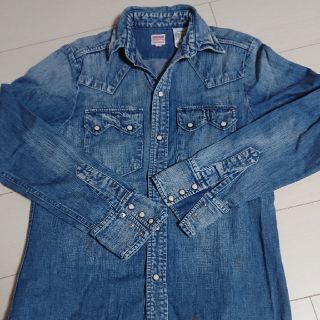 デニムダンガリー(DENIM DUNGAREE)のデニム&ダンガリー シャツ(Tシャツ/カットソー)