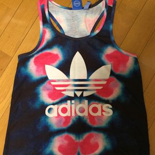 アディダス(adidas)のadidasタンクトップ(タンクトップ)