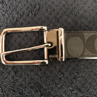 コーチ(COACH)の【新品・未使用】COACH ベルト シグネチャー リバーシブル ブラック(ベルト)