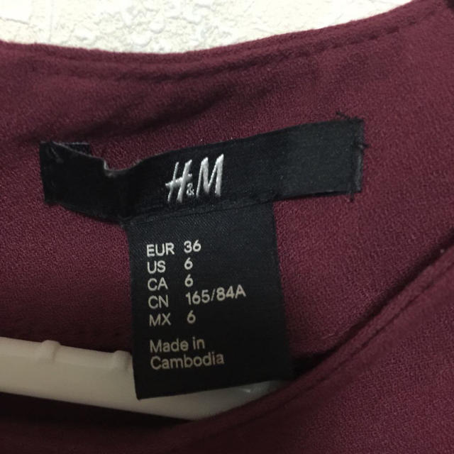 H&M(エイチアンドエム)のH&M トップス レディースのトップス(シャツ/ブラウス(半袖/袖なし))の商品写真