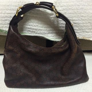 グッチ(Gucci)のグッチシマショルダーバッグ♡(ショルダーバッグ)