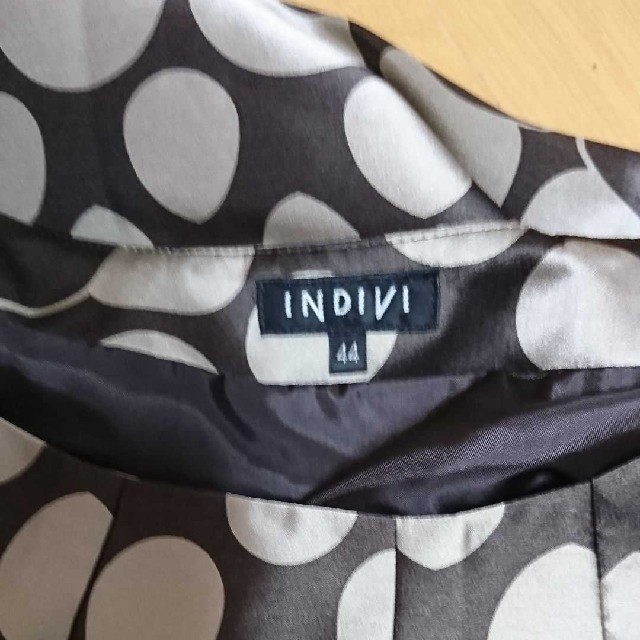 INDIVI(インディヴィ)のお値下げいたします INDIVI ワンピース レディースのワンピース(ひざ丈ワンピース)の商品写真