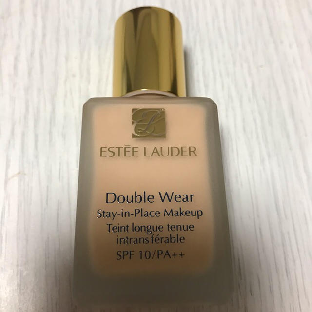 Estee Lauder(エスティローダー)のエスティローダーDouble Wear Stay-in-Place Makeup コスメ/美容のベースメイク/化粧品(ファンデーション)の商品写真
