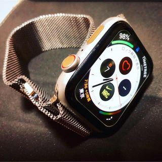 アップル(Apple)のApple watch series 4 シルバーアルミニウム44mm(腕時計(デジタル))