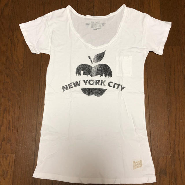 BARNEYS NEW YORK(バーニーズニューヨーク)のバーニーズ✦︎Tシャツ レディースのトップス(Tシャツ(半袖/袖なし))の商品写真