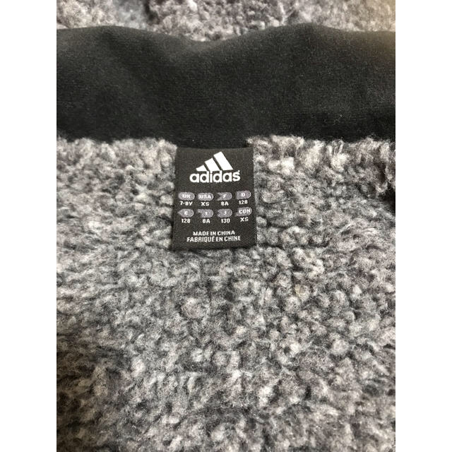 adidas(アディダス)のアディダスキッズベンチコート スポーツ/アウトドアのサッカー/フットサル(ウェア)の商品写真