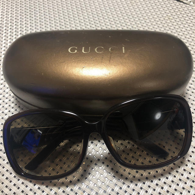 Gucci(グッチ)のGUCCI サングラス レディースのファッション小物(サングラス/メガネ)の商品写真