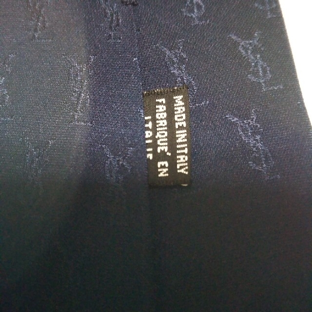 Yves Saint Laurent Beaute(イヴサンローランボーテ)のイヴサンローランネクタイ メンズのファッション小物(ネクタイ)の商品写真