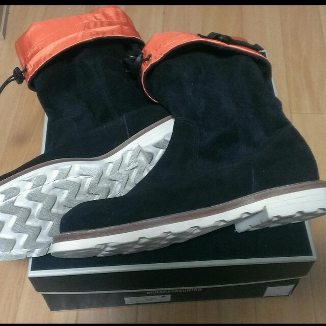 MIHARAYASUHIRO(ミハラヤスヒロ)のミハラヤスヒロ　ペコスブーツ　黒×オレンジ　25.5 メンズの靴/シューズ(ブーツ)の商品写真