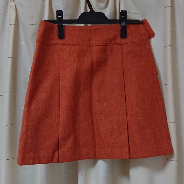 台形ミニスカート オレンジ色   レディースのスカート(ひざ丈スカート)の商品写真