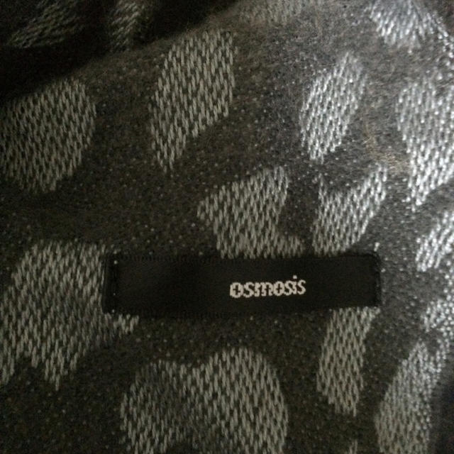 OSMOSIS(オズモーシス)のほぼ新品！ レディースのファッション小物(マフラー/ショール)の商品写真